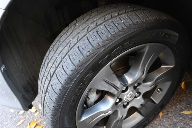 2015 Toyota Sienna 5dr 8-Passenger Van SE FWD - 22933728 - 10