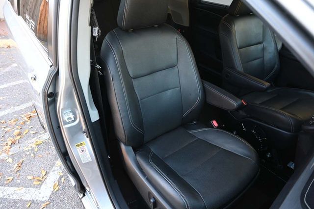 2015 Toyota Sienna 5dr 8-Passenger Van SE FWD - 22933728 - 15