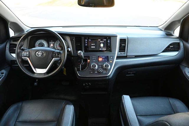 2015 Toyota Sienna 5dr 8-Passenger Van SE FWD - 22933728 - 22