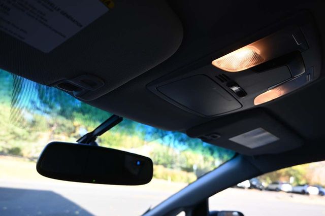 2015 Toyota Sienna 5dr 8-Passenger Van SE FWD - 22933728 - 32