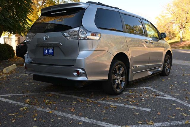 2015 Toyota Sienna 5dr 8-Passenger Van SE FWD - 22933728 - 5