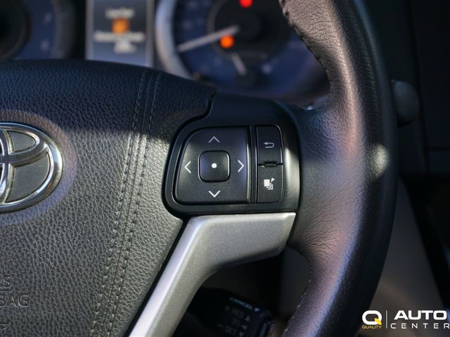 2015 Toyota Sienna 5dr 8-Passenger Van XLE FWD - 22906203 - 16