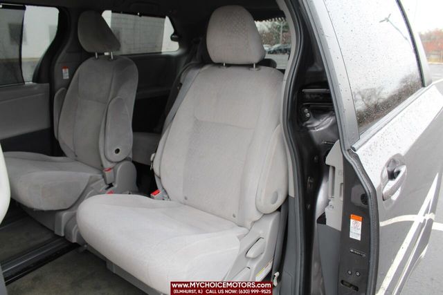 2015 Toyota Sienna LE 8 Passenger 4dr Mini Van - 22260196 - 11