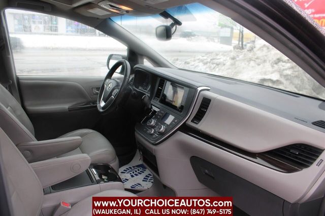 2015 Toyota Sienna XLE 8 Passenger 4dr Mini Van - 22293446 - 16