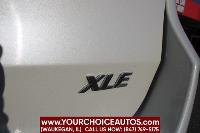 2015 Toyota Sienna XLE 8 Passenger 4dr Mini Van - 22922649 - 9