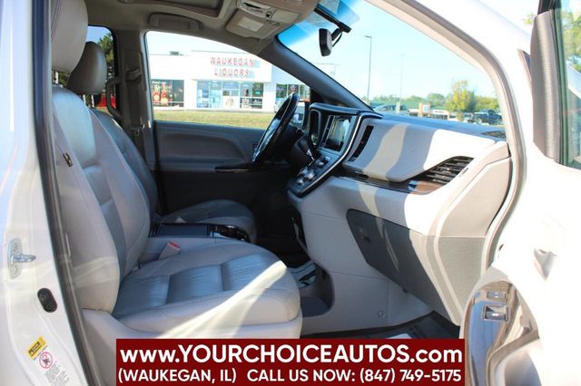 2015 Toyota Sienna XLE 8 Passenger 4dr Mini Van - 22922649 - 14