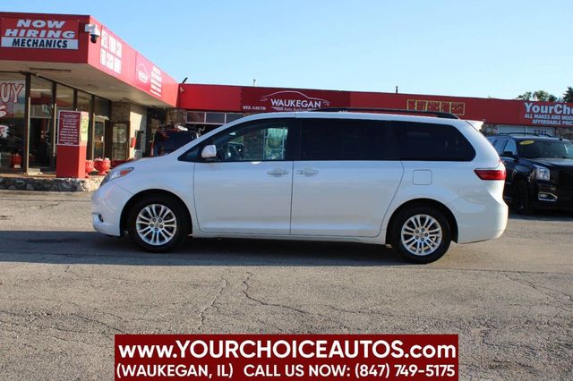 2015 Toyota Sienna XLE 8 Passenger 4dr Mini Van - 22922649 - 7