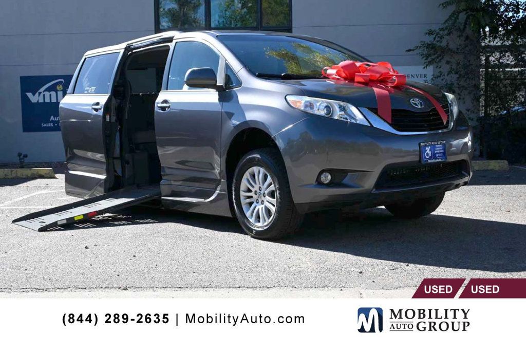 2015 Toyota Sienna XLE Mobility Handicap Van - 22927927 | Video 1