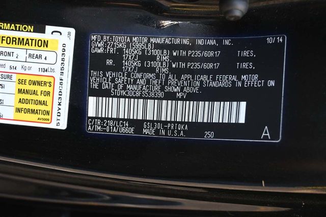 2015 Toyota Sienna XLE Mobility Handicap Van - 22932512 - 35