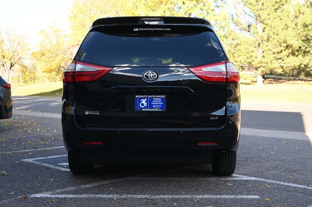 2015 Toyota Sienna XLE Mobility Handicap Van - 22932512 - 6