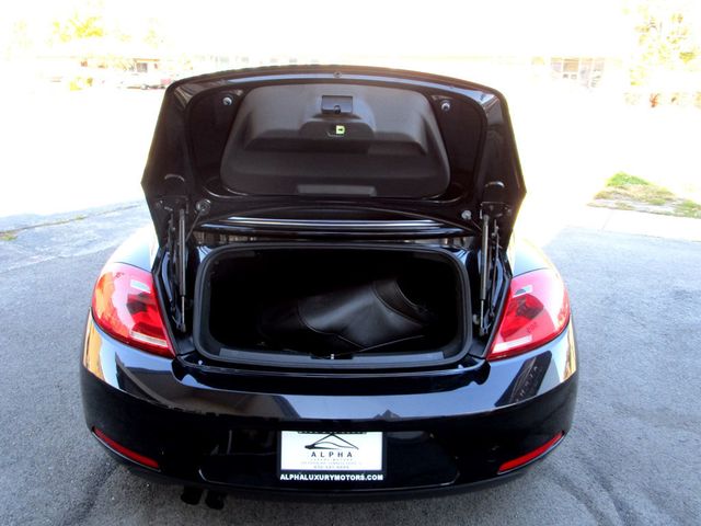 2015 Volkswagen Beetle Convertible 2dr Automatic 1.8T Classic - 22940176 - 30