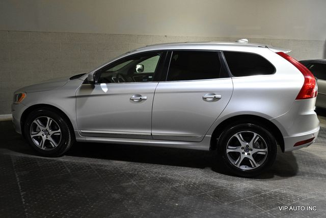 2015 Volvo XC60 FWD 4dr T6 Drive-E Premier Plus - 22817083 - 23