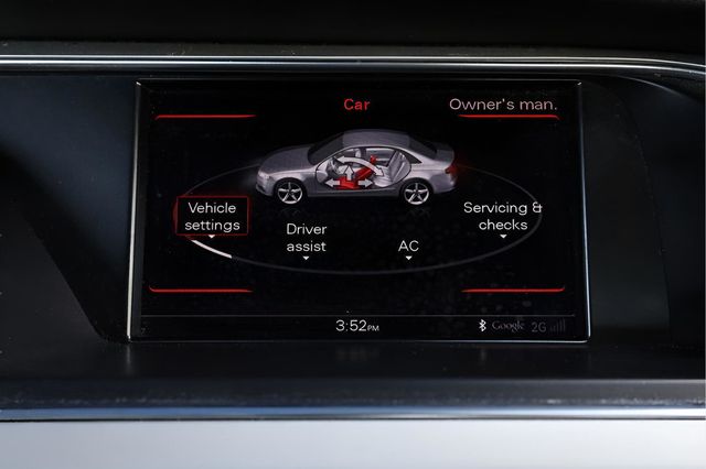 2016 AUDI A4 4dr Sedan Automatic quattro 2.0T Premium Plus - 22822493 - 27