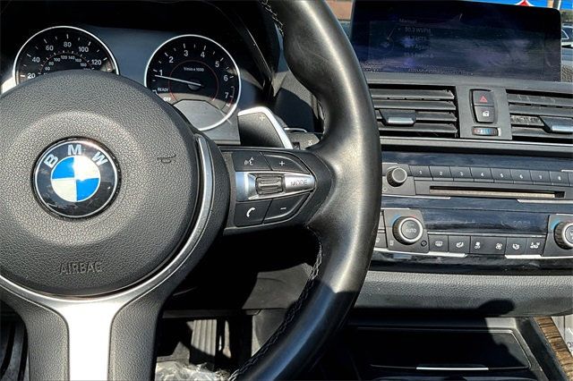 2016 BMW 2 Series M235i - 22899593 - 19