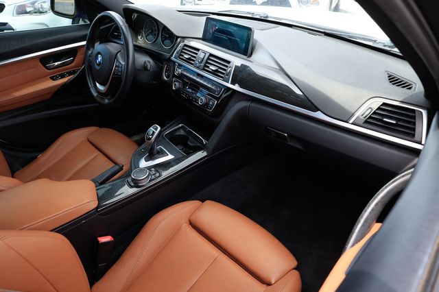 2016 BMW 3 Series 340i - 22909289 - 17