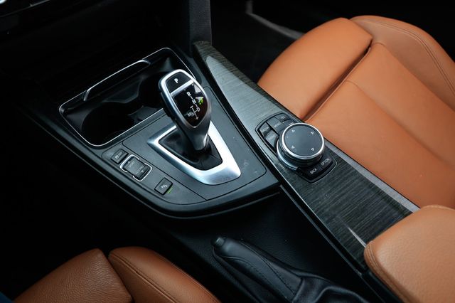 2016 BMW 3 Series 340i - 22909289 - 41