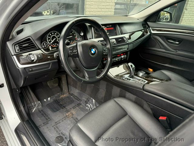 2016 BMW 5 Series 528i XDRIVE W/PREMIUM & DRIVER ASSISTANCE PACKAGE - 22930043 - 36