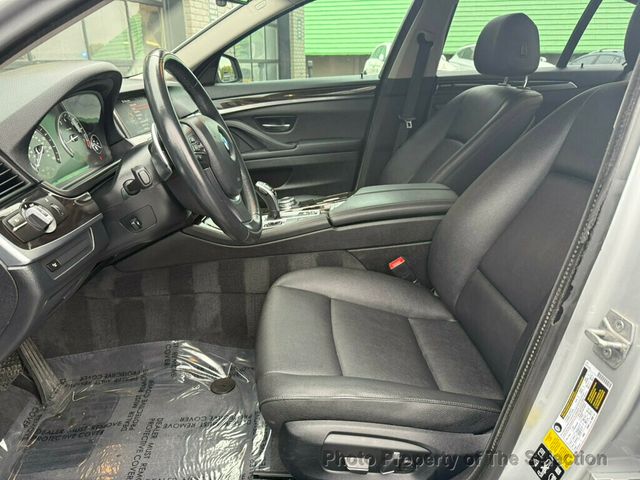 2016 BMW 5 Series 528i XDRIVE W/PREMIUM & DRIVER ASSISTANCE PACKAGE - 22930043 - 37
