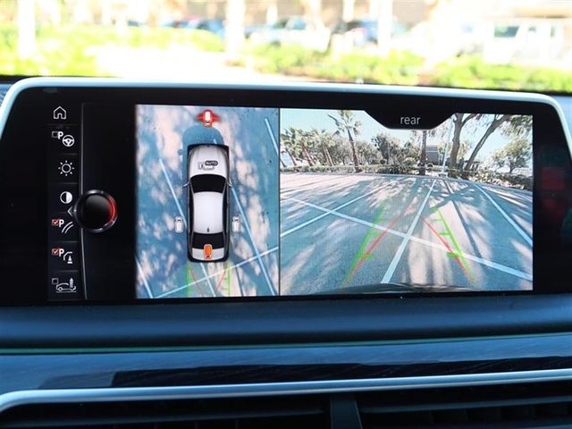 2016 BMW 7 Series 750i xDrive - 17046322 - 25