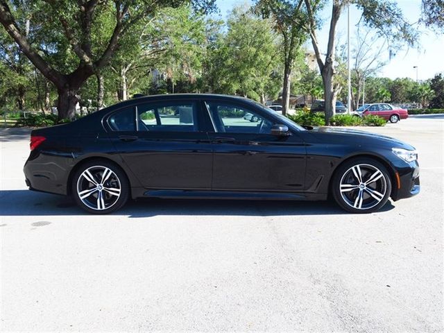2016 BMW 7 Series 750i xDrive - 17046322 - 7