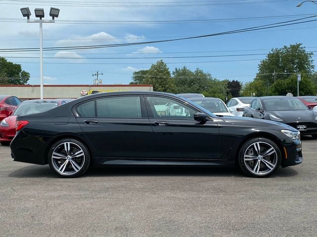 2016 BMW 7 Series 750i xDrive - 22043092 - 16