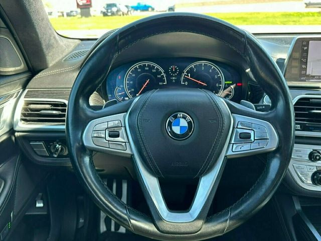 2016 BMW 7 Series 750i xDrive - 22392999 - 24