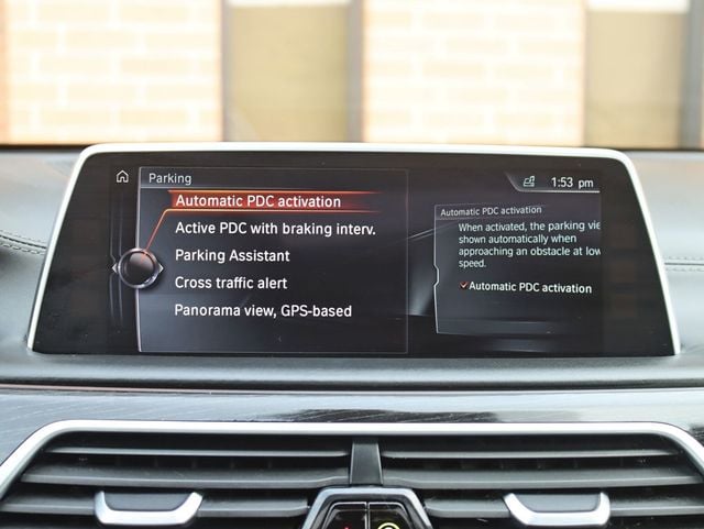 2016 BMW 7 Series 750i xDrive M-Sport - 22930394 - 23
