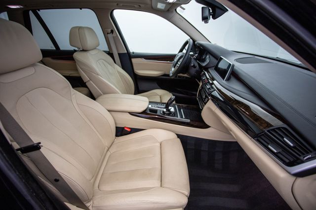 2016 BMW X5 xDrive50i - 22910622 - 19