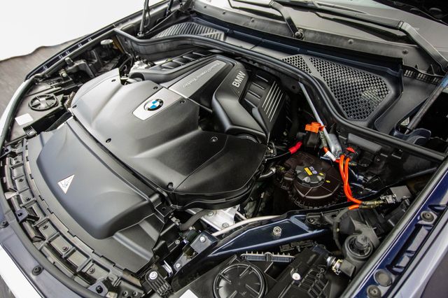 2016 BMW X5 xDrive50i - 22910622 - 46