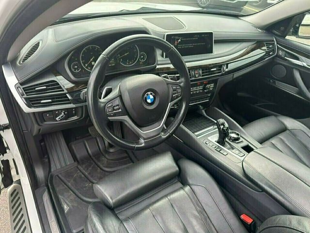 2016 BMW X6 xDrive50i - 22376096 - 9