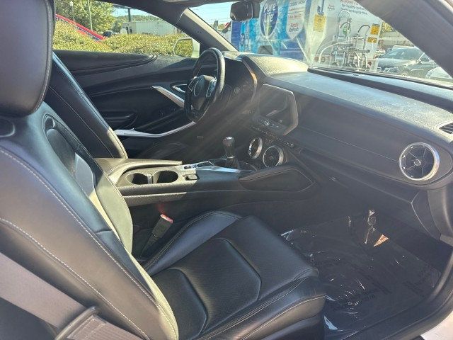 2016 Chevrolet Camaro 2dr Coupe 2SS - 22931337 - 14