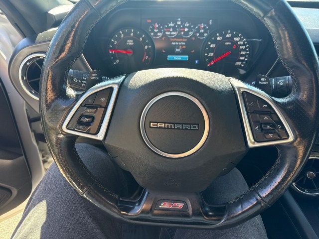 2016 Chevrolet Camaro 2dr Coupe 2SS - 22931337 - 21