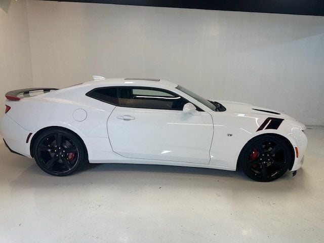 2016 Chevrolet Camaro 2dr Coupe 2SS - 22402518 - 1