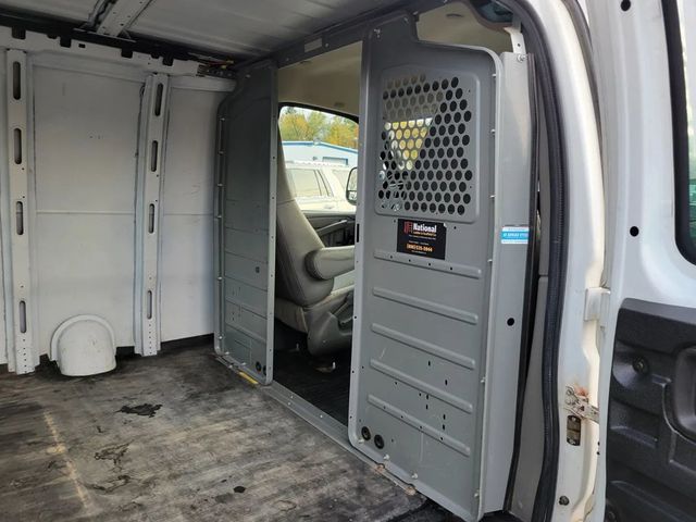 2016 Chevrolet Express 2500 Cargo Van 3D - 22934479 - 23