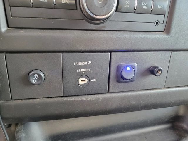 2016 Chevrolet Express 2500 Cargo Van 3D - 22934479 - 25