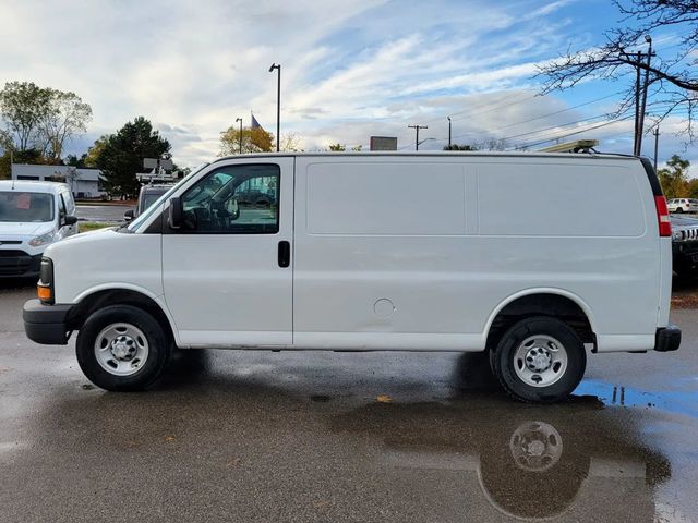 2016 Chevrolet Express 2500 Cargo Van 3D - 22934479 - 6