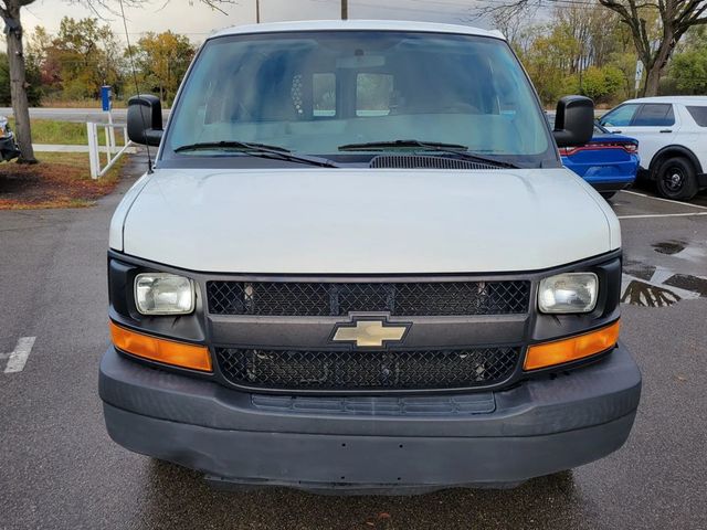 2016 Chevrolet Express 2500 Cargo Van 3D - 22934479 - 8