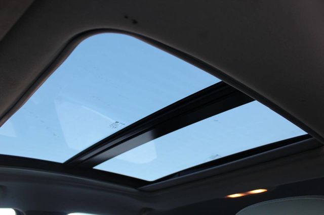 2016 Chevrolet Malibu 4dr Sedan Premier w/2LZ - 22922657 - 25