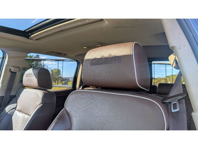 2016 Chevrolet Silverado 1500 High Country - 22912336 - 15