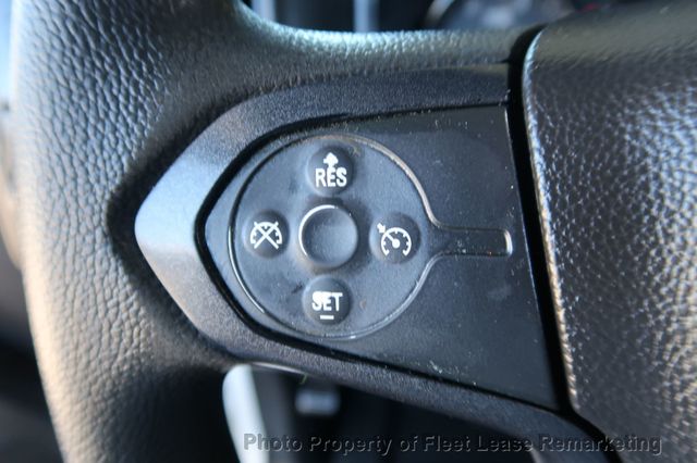 2016 Chevrolet Silverado 2500HD Silverado 2500 4WD Crew Cab KUV Diesel - 22939553 - 33