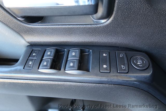 2016 Chevrolet Silverado 2500HD Silverado 2500 4WD Crew Cab KUV Diesel - 22939553 - 34