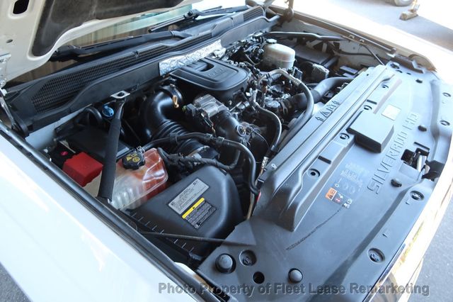 2016 Chevrolet Silverado 2500HD Silverado 2500 4WD Crew Cab KUV Diesel - 22939553 - 38