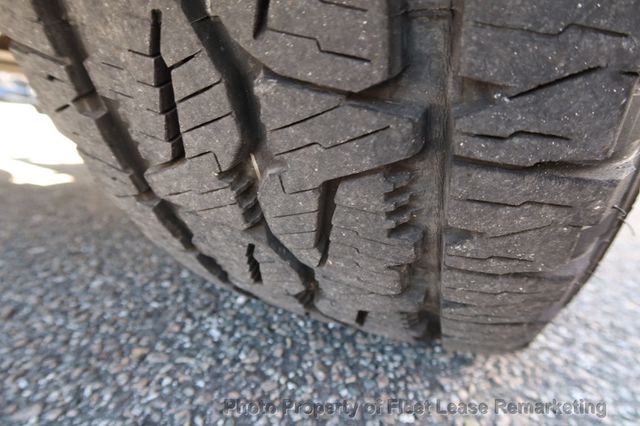 2016 Chevrolet Silverado 2500HD Silverado 2500 4WD Crew Cab KUV Diesel - 22939553 - 42