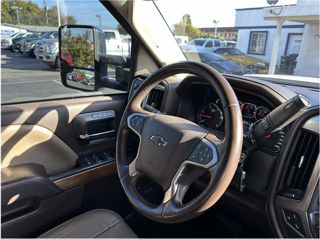 2016 Chevrolet Silverado 3500 HD Crew Cab LTZ DUALLY 4X4 DIESEL NAV BACK UP CAM CLEAN - 22329513 - 32