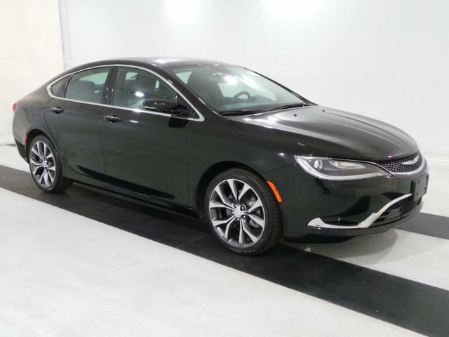 2016 Chrysler 200 C - 15400137 - 3