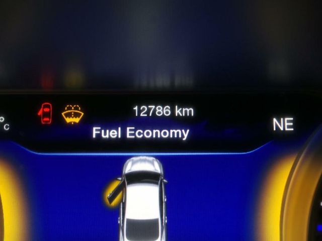 2016 Chrysler 200 C - 15400137 - 7