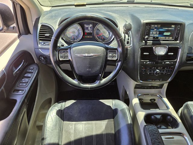 2016 Chrysler Town & Country 4dr Wagon Limited - 22904863 - 10