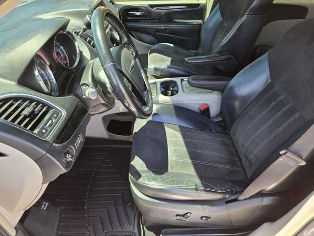 2016 Chrysler Town & Country 4dr Wagon Limited - 22904863 - 7