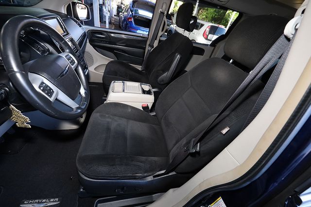2016 CHRYSLER Town & Country 4dr Wagon Touring - 22939088 - 10