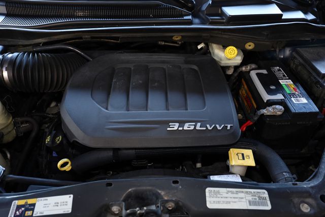 2016 CHRYSLER Town & Country 4dr Wagon Touring - 22939088 - 32